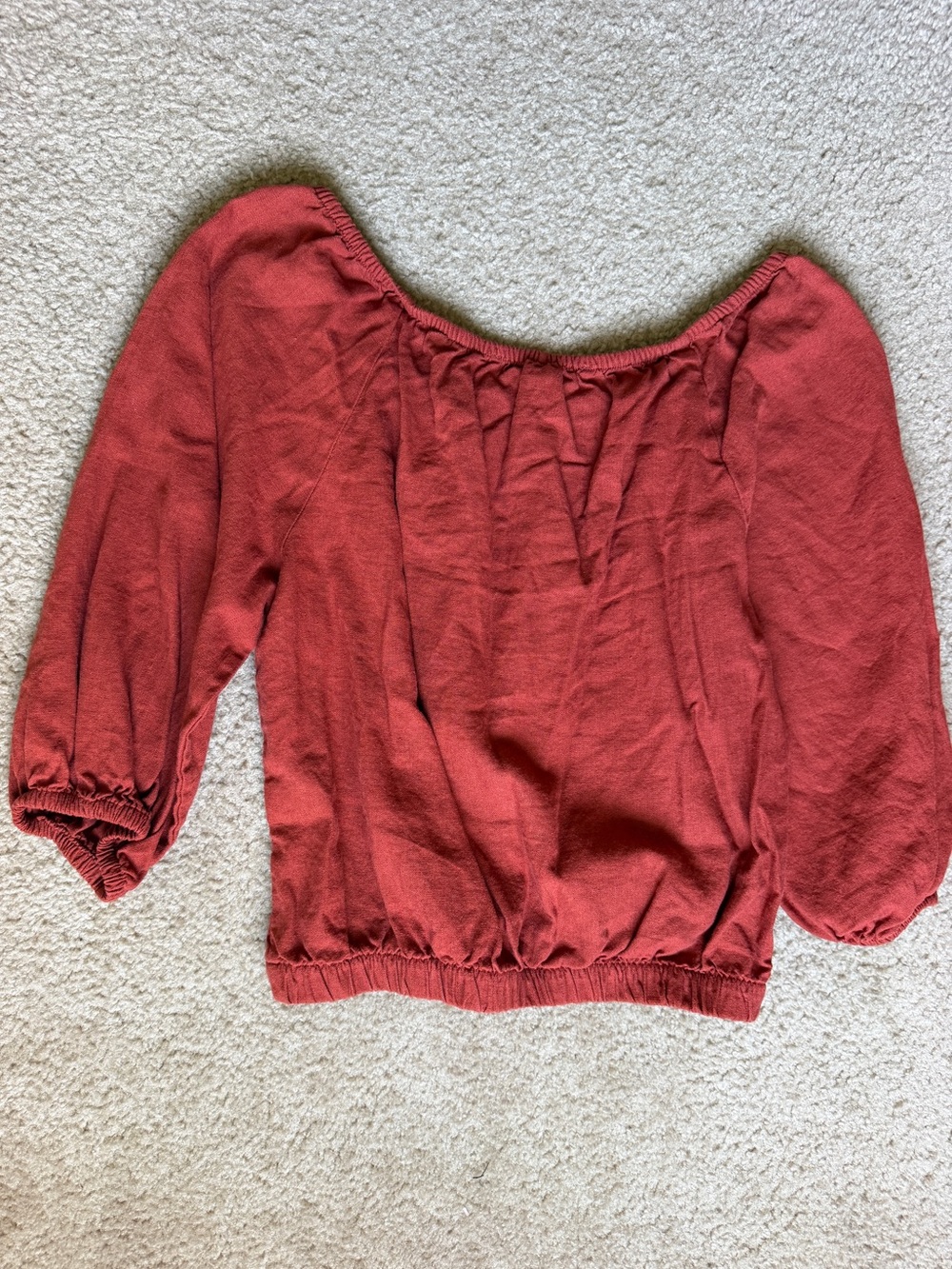 Single Thread Rust Red Women’s Blouse - Picture 3 of 3